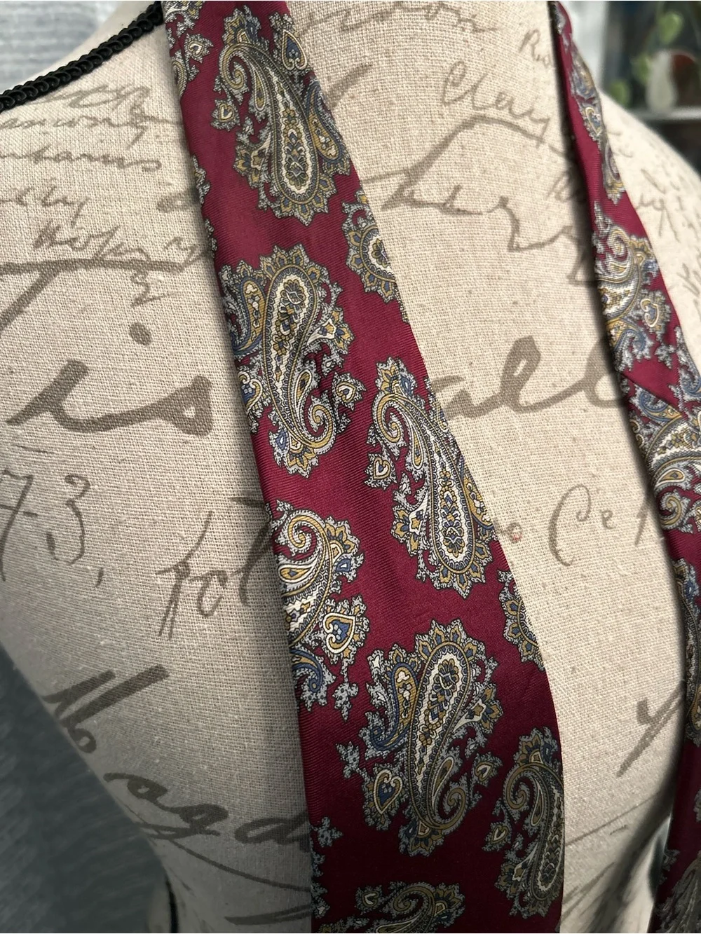 Enrico Buccini Paisley 100% Silk Necktie
